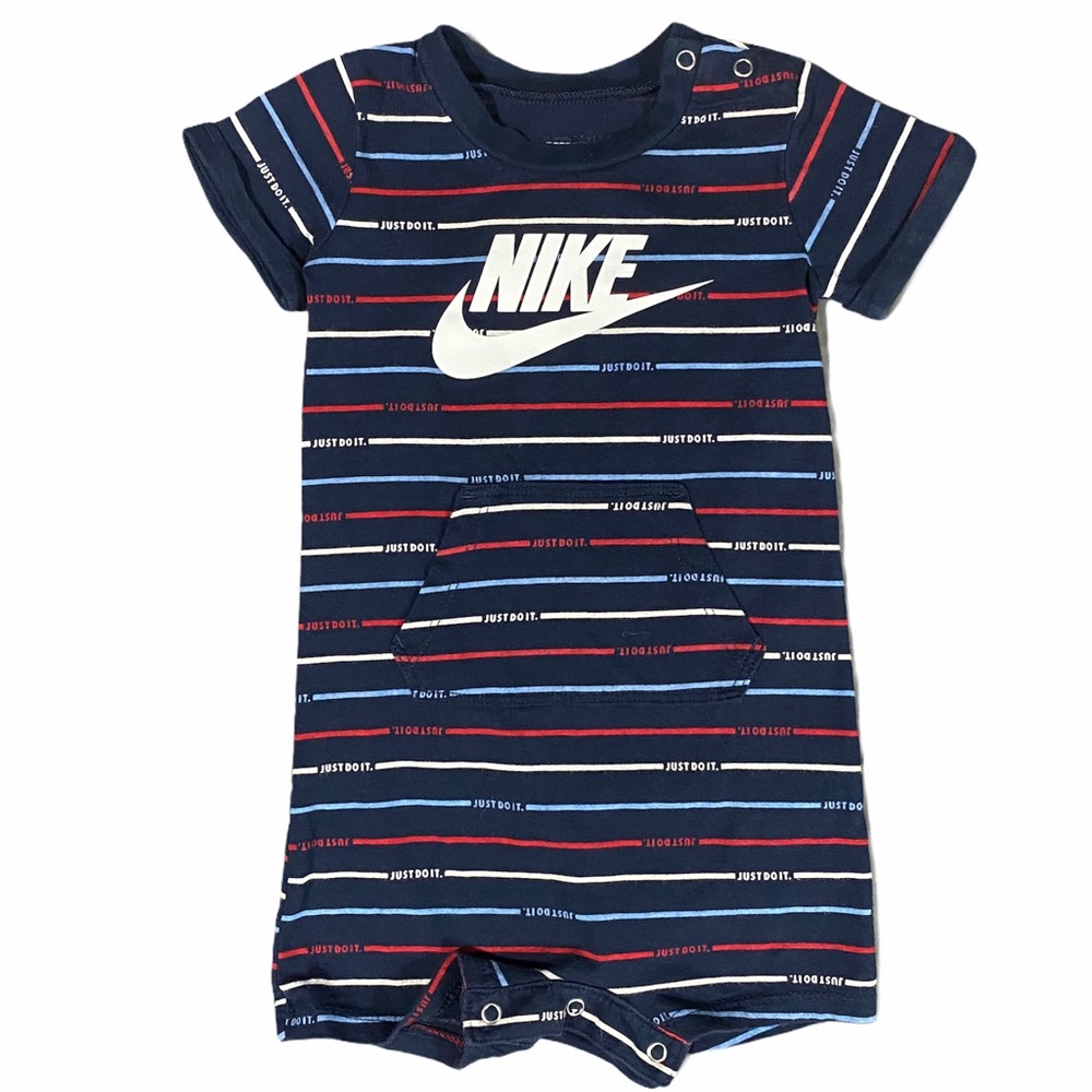 Nike baby boy romper with front pocket